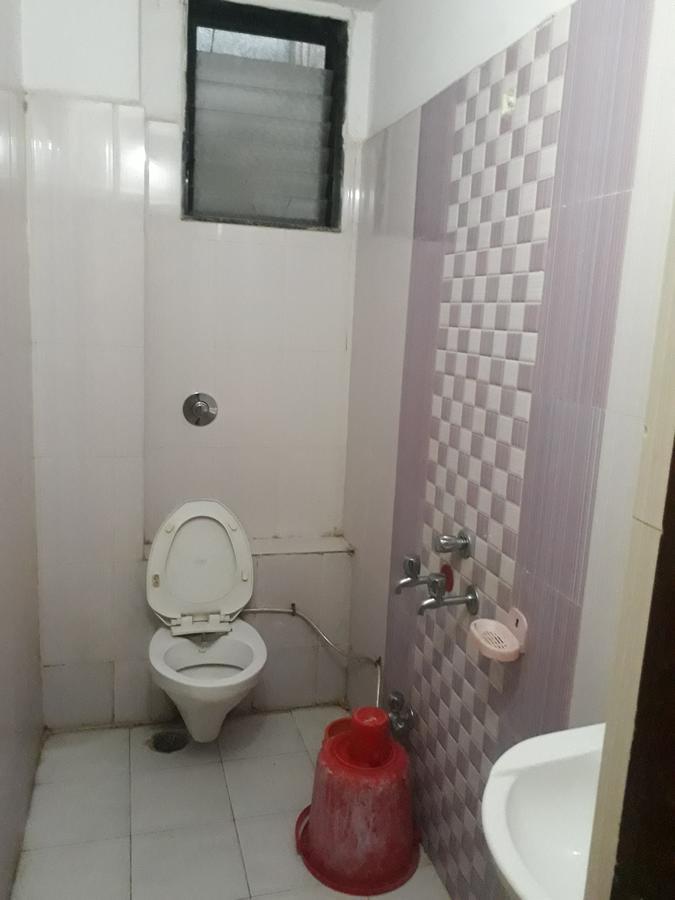 Hotel Gourav Palace Ширди Экстерьер фото